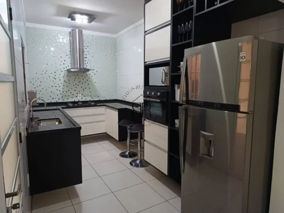 Imagem Vendo um Sobrado no Jardim Fernandes: ? 
?? 3 dormitórios com piso vinilico
?? cozinha decorada com...