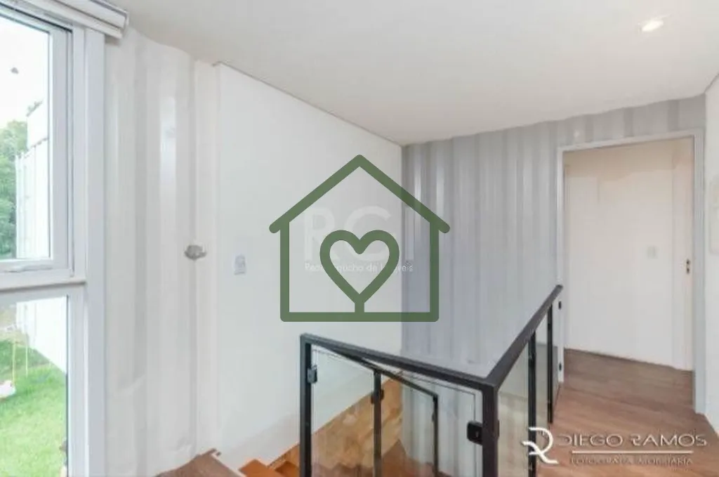 Imagem Casa container à venda no Morro da Apamecor, com vista deslumbrante para o Rio Guaíba! São 333m²...