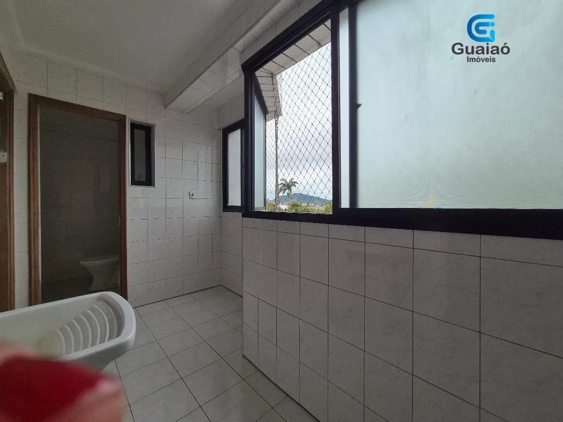 Imagem VENDO LINDO APARTAMENTO 2 DORMITÓRIOS, SUITE E GARAGEM FECHADA NA PONTA DA PRAIA EM SANTOS