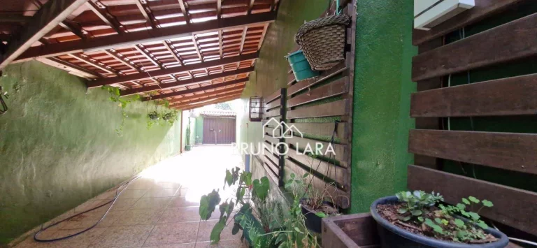 Imagem Casa disponível para venda no Bairro Planalto - São Joaquim de Bicas/MG.