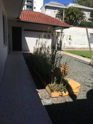 Imagem Residência à venda em Joinville, Bairro Floresta