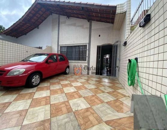 Foto do imóvel Casa com 3 dormitórios à venda, 100 m² por R$ 590.000 - Ocian - Praia Grande/SP