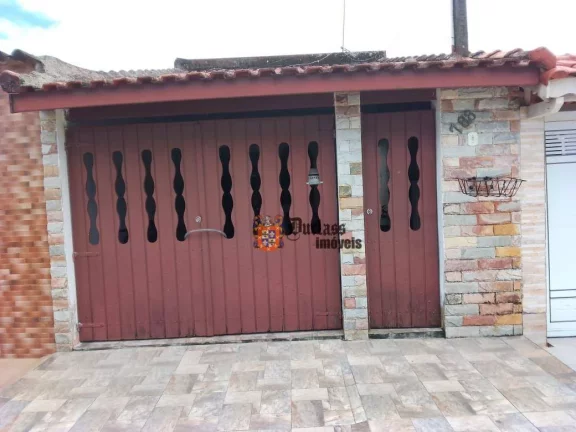 Foto do imóvel Casa com 2 dormitórios à venda por R$ 230.000,00 - Belas Artes - Itanhaém/SP