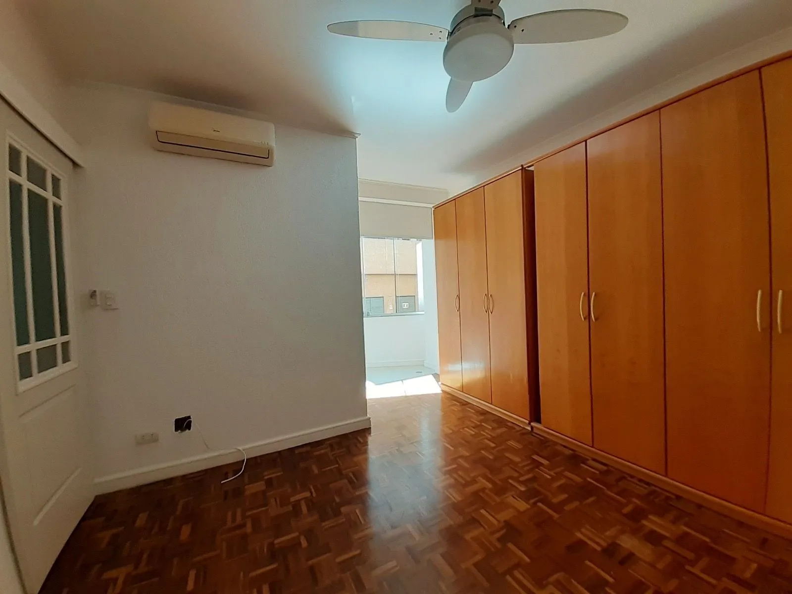 Imagem Apartamento de dois quartos no bairro Menino Deus em Porto Alegre