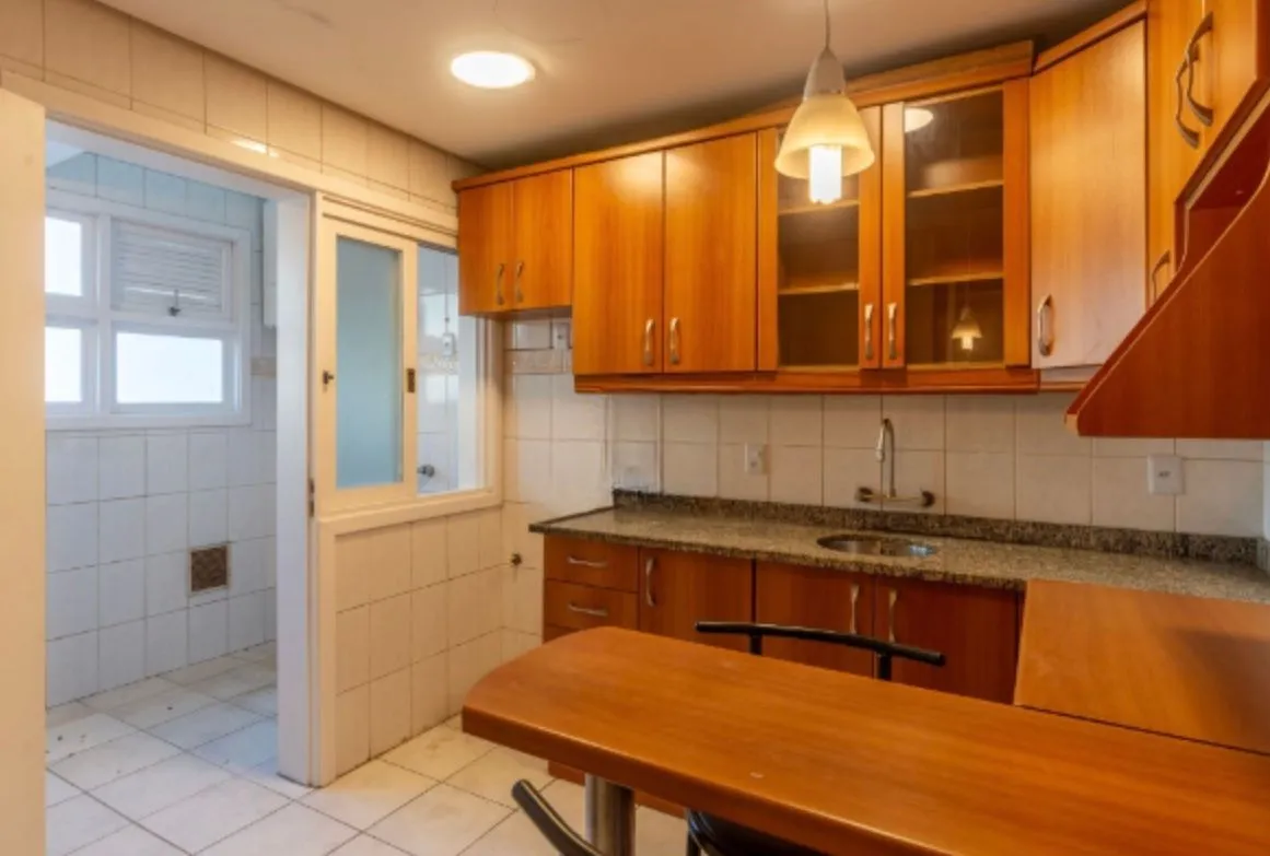 Imagem Casa Ampla em Condomínio com Acesso ao Rio - 3 Dormitórios e Excelente Infraestrutura