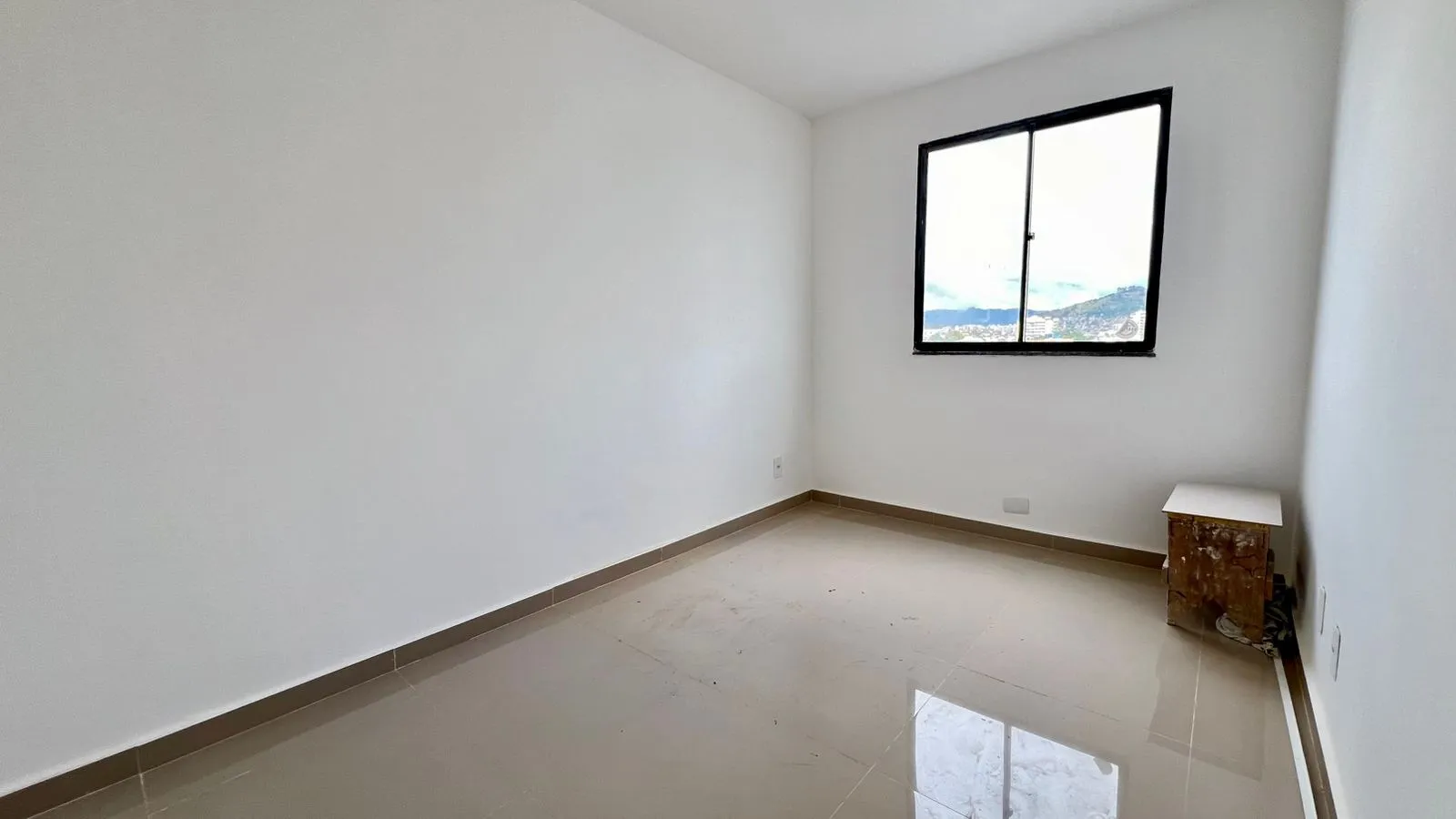 Imagem Apartamento à venda no bairro Irajá em Rio de Janeiro/RJ