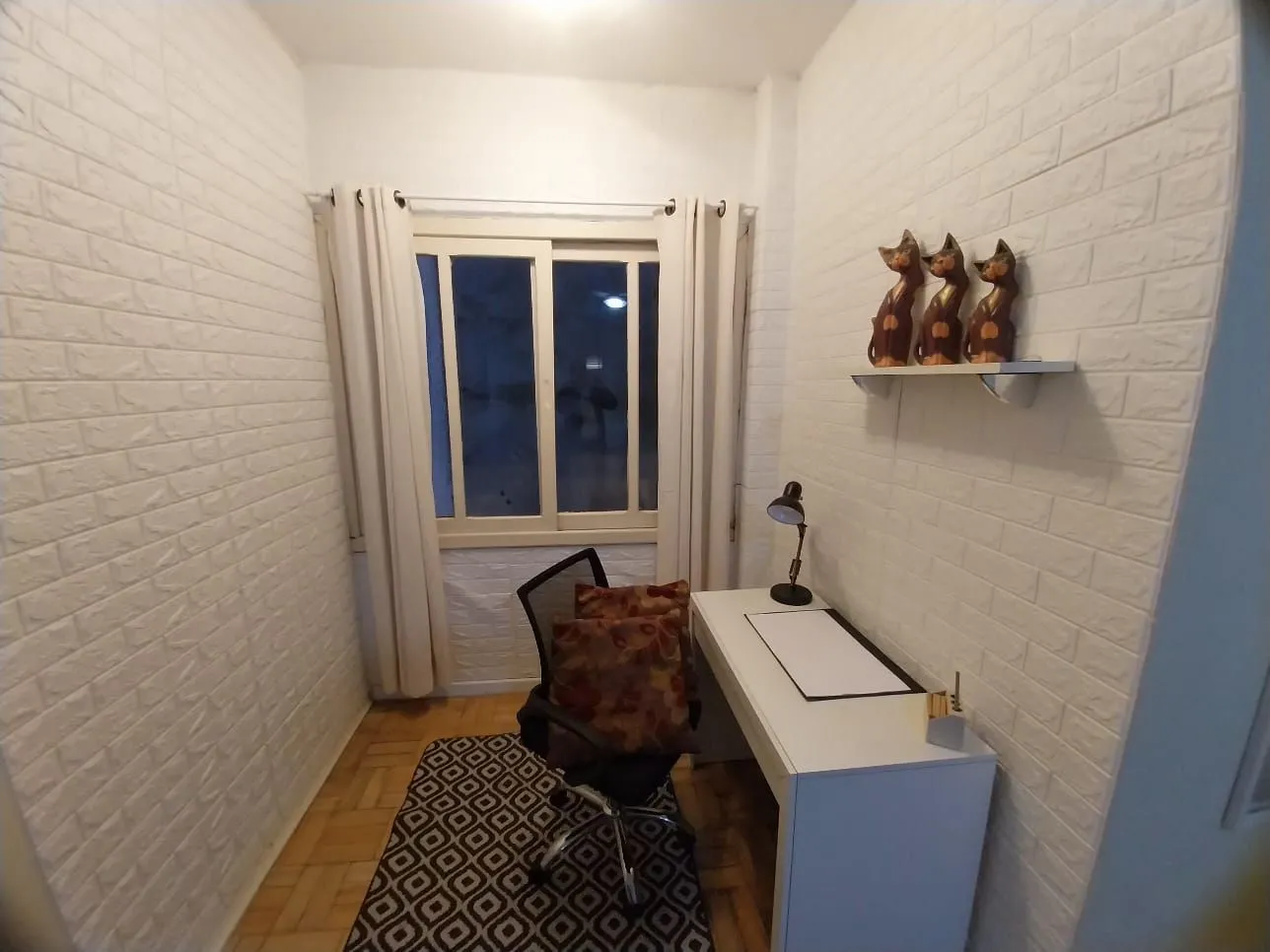 Imagem Oportunidade Excelente Apartamento 1D Mobiliado 2 piso com elevador Cidade Baixa.