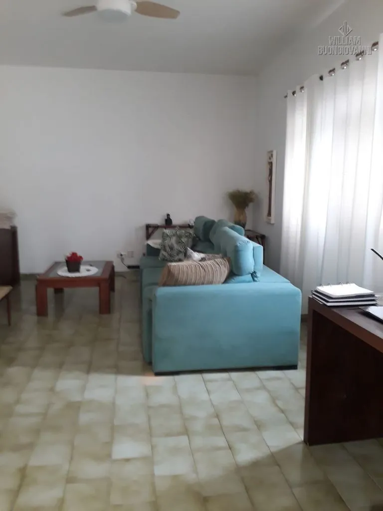 Imagem Casa Térrea Individual, 2 Quartos com Piscina Edícula com mais 2 suítes