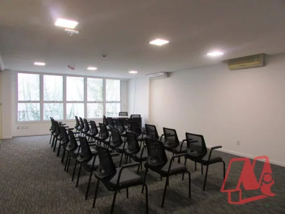 Imagem Na Luzitana, sala comercial de 41 m² com vaga.