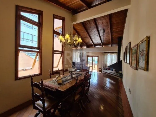 Imagem Cobertura para Venda - 263.45m², 3 dormitórios, sendo 1 suites, 2 vagas - Mont Serrat