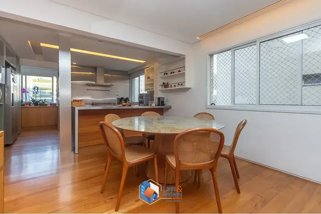 Foto do imóvel Apartamento à venda 2 Quartos 1 Suite 1 Vaga 130M² Itaim Bibi São Paulo - SP em Rua Jesuíno Arruda