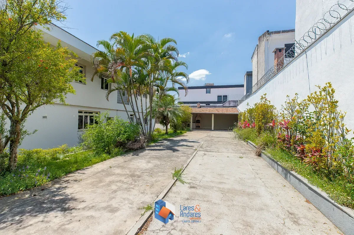 Imagem Casa para venda em Planalto Paulista com 4 quartos, sendo 2 suítes, 332m²