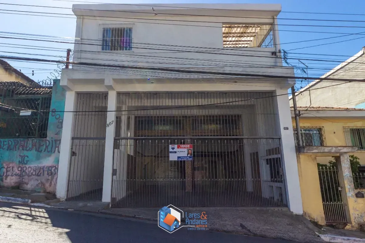 Imagem Casa para venda em Parque Santo Antônio com 5 quartos, 210m²