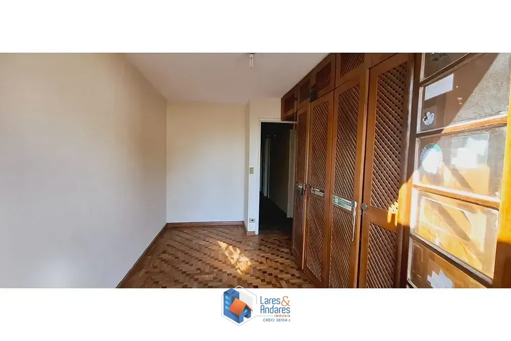 Imagem Casa à venda 6 Quartos 1 Suite 152M² Interlagos São Paulo - SP