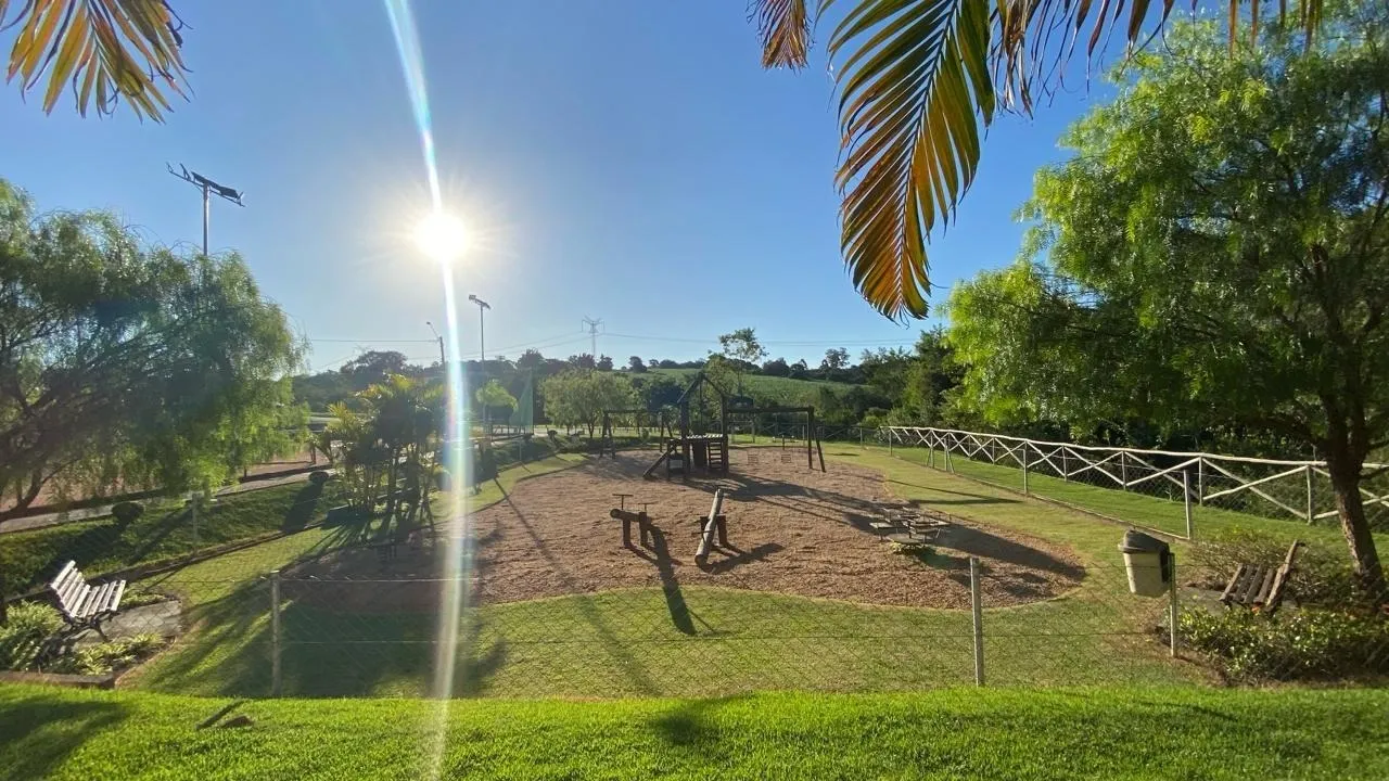 Imagem Terreno de 1.004,54m² com Excelente Topografia no Condomínio Fazenda Alta Vista