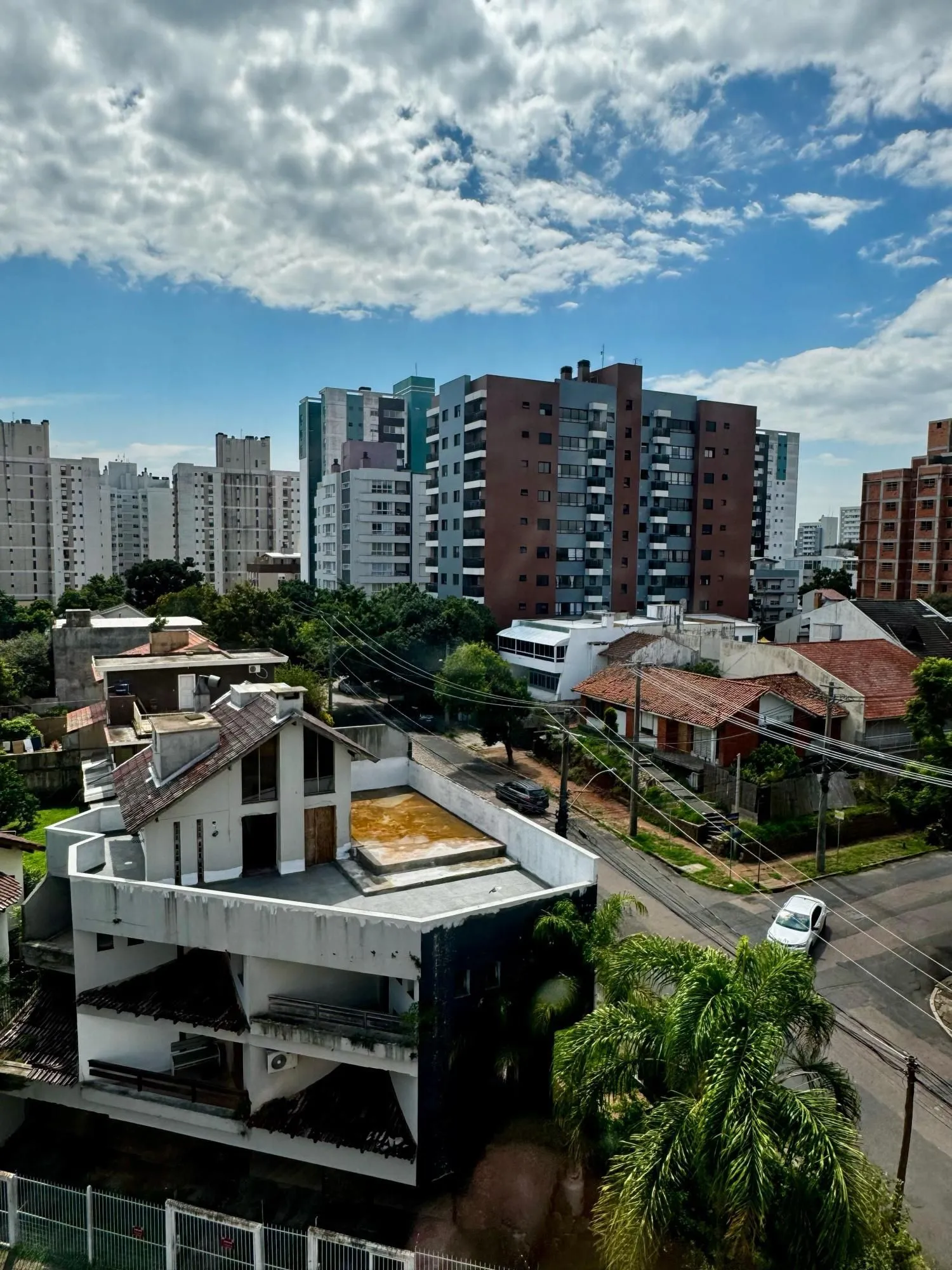 Imagem EXCELENTE APARTAMENTO NOVO Á VENDA - Passo da Areia | Porto Alegre