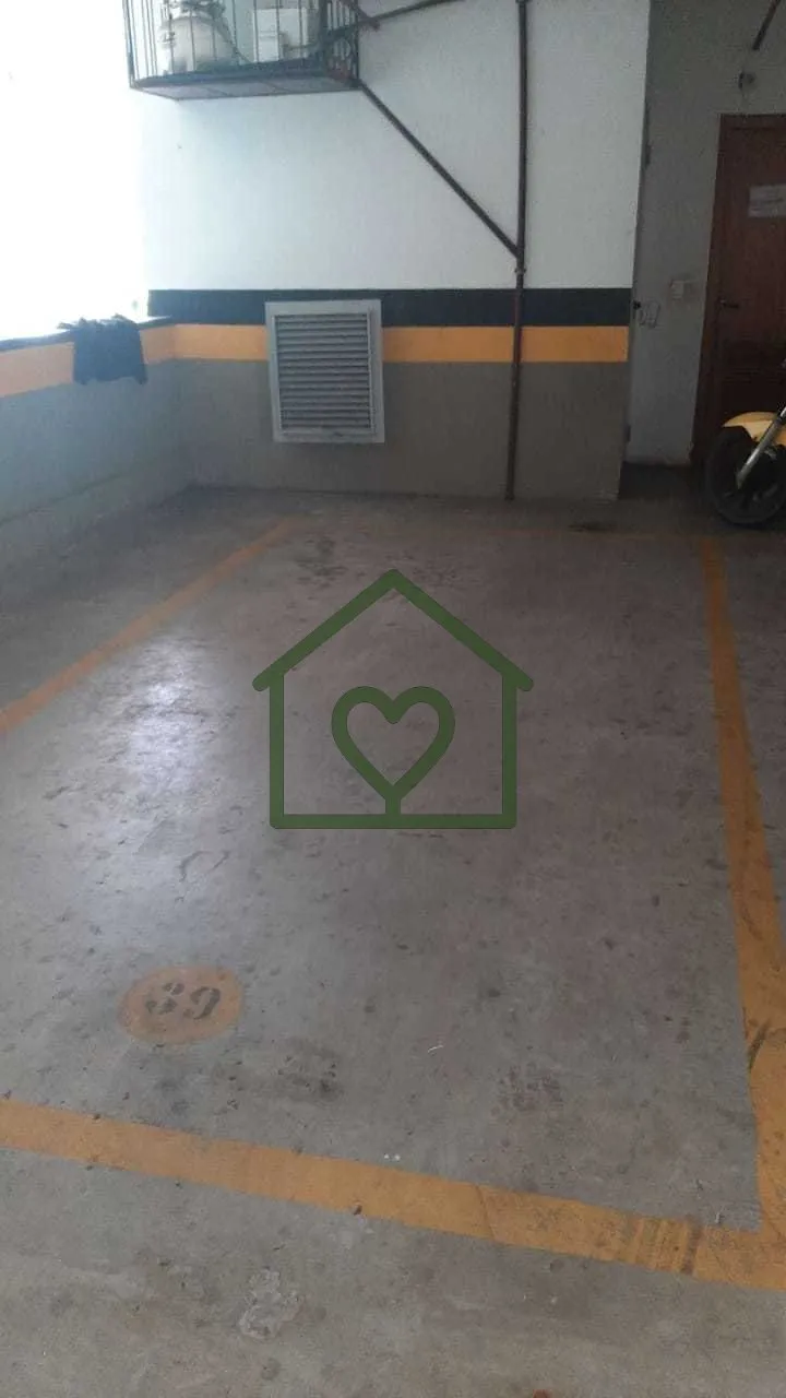 Imagem Sala comercial frente norte com 1 vaga de garagem (box 39), localizado ao lado do Institito do CoraÃ...
