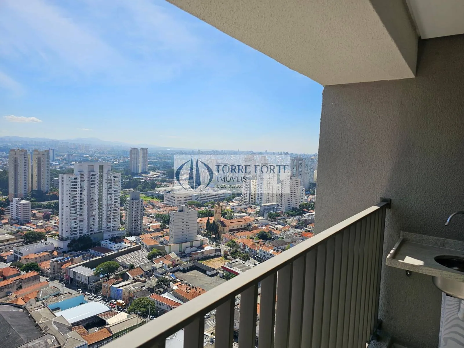 Imagem Apartamento novo com 2 dormitorios 1 suite , varanda , 1 vaga no Tatuape .