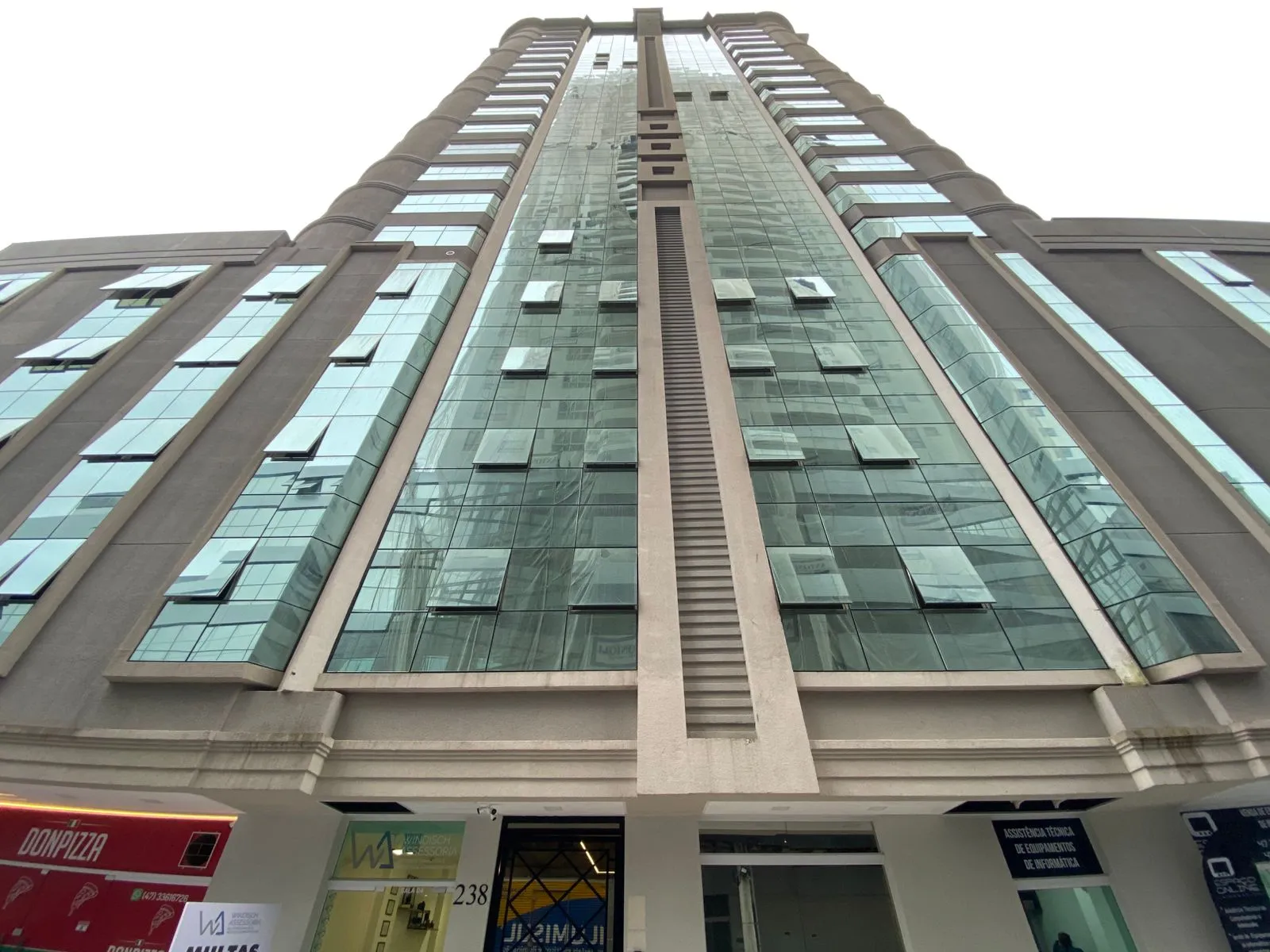 Foto do imóvel Apartamento à venda com 147m2 por R$ 1.650.000,00