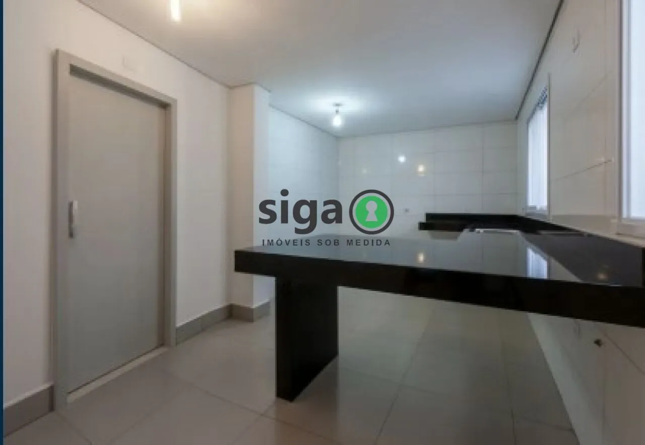 Imagem Sobrado com 3 Quartos e 3 vagas à Venda, 360 m² - Granja Julieta