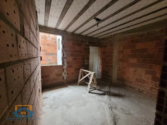 Imagem Casa no bairro Jardim Vitoria - Santana do Paraiso