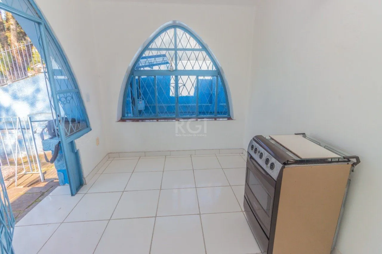 Imagem Casa para Venda - 165m², 3 dormitórios, 4 vagas - Santa Tereza