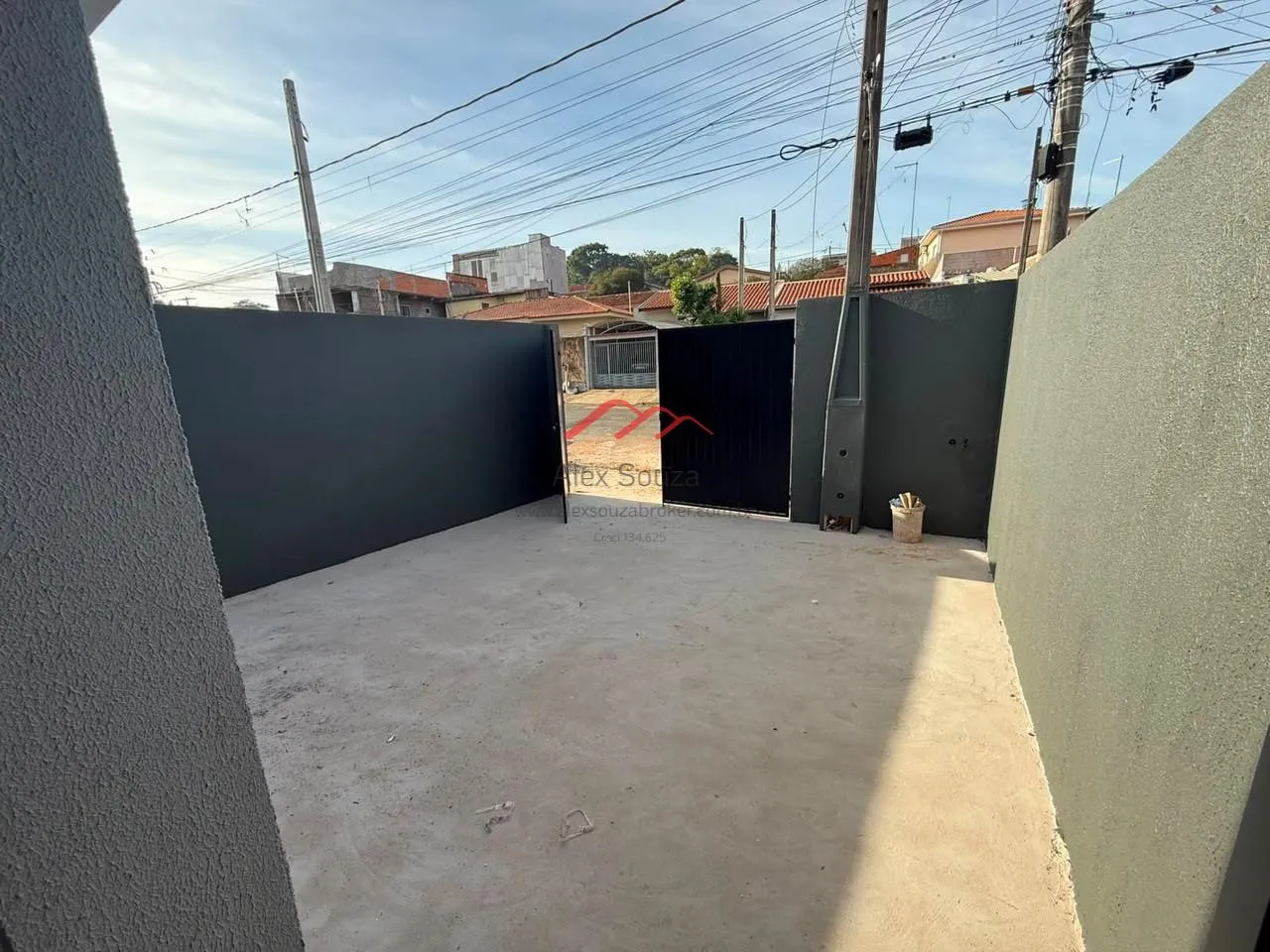 Imagem Casa para Venda em Sumaré, Jardim Nova Veneza (Nova Veneza), 2 dormitórios, 1 suíte, 1 banheiro, 2 vagas