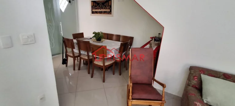 Imagem Sobreposta térrea 3 Suítes 2 vagas