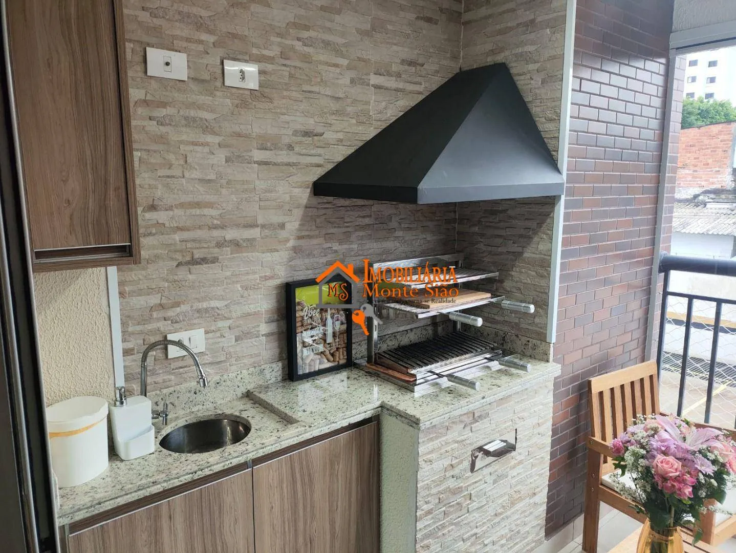 Imagem Apartamento a venda com 61m² com 2 quartos, 1 suíte, 1 vaga coberta e varanda gourmet - Jardim Aida