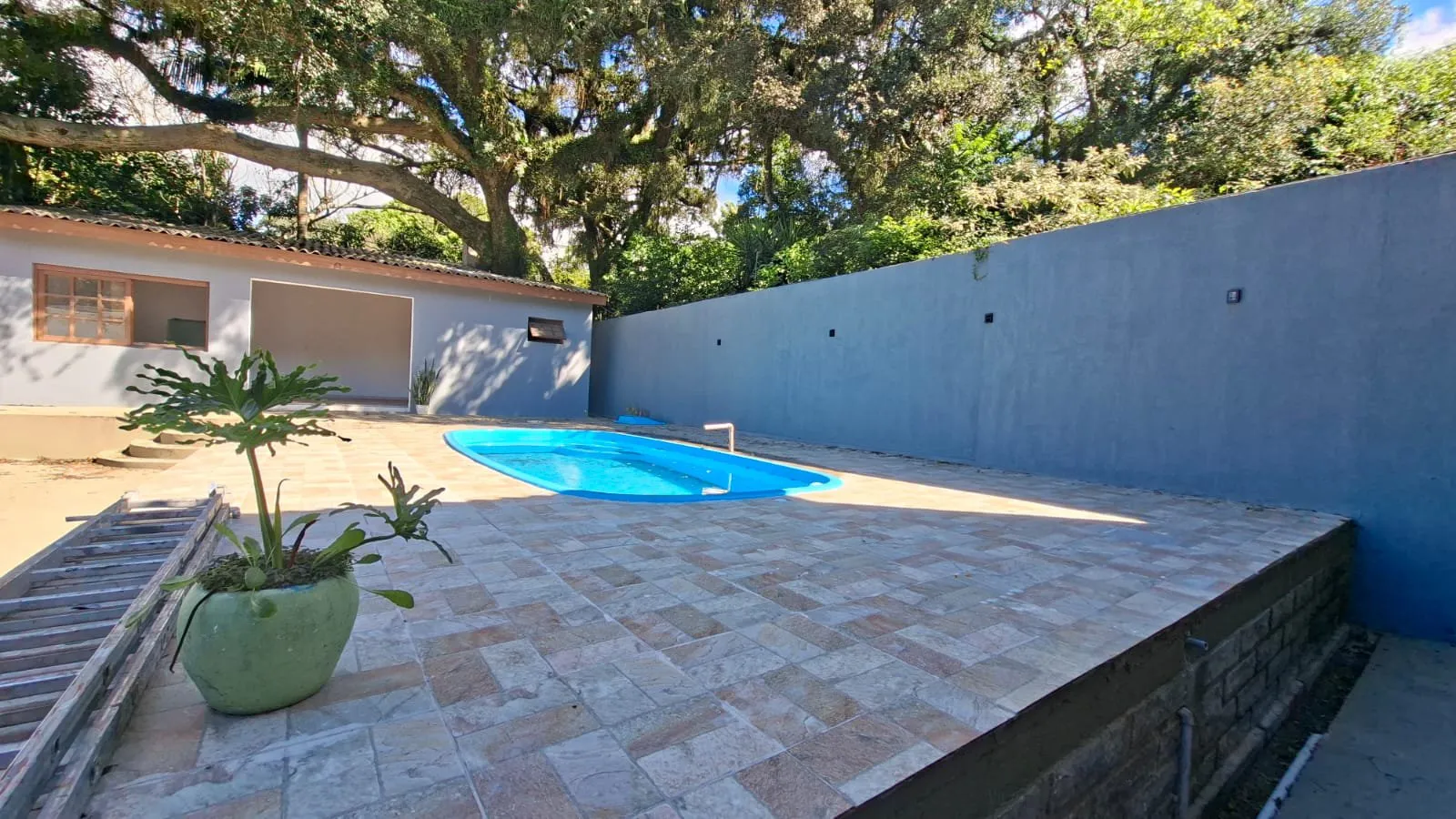 Imagem Casa impecável com suíte, piscina e espaço gourmet no Dom Feliciano - Centro de Viamão!