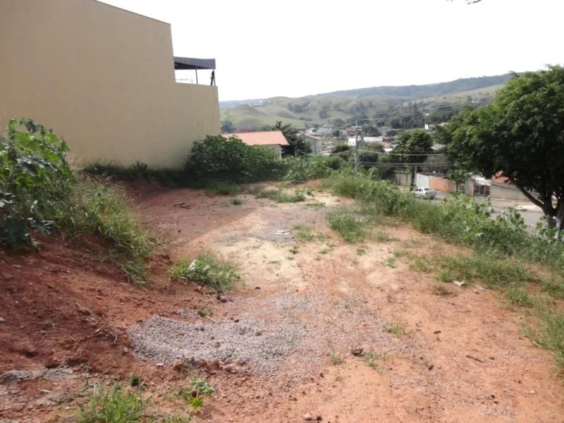 Imagem Terreno Comercial à Venda em Valinhos-SP, Jardim Pinheiros 560m² de Área
