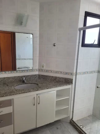 Imagem Em excelente localização 2 quartos sendo uma suíte + quarto reversível a 150 metros da orla da Praia do Morro