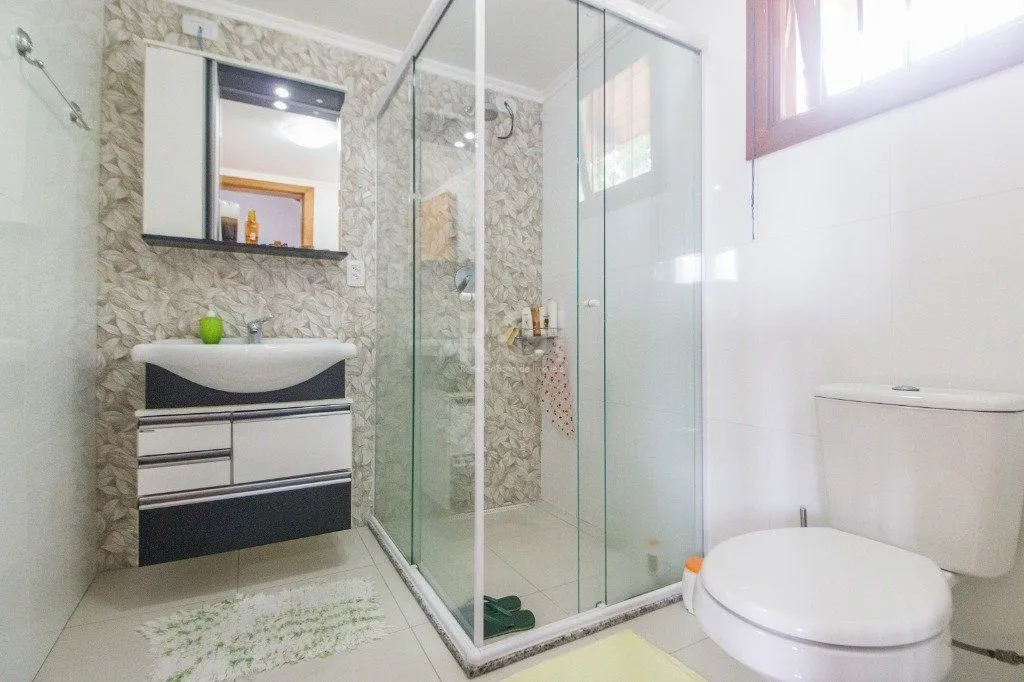 Imagem Casa para Venda - 380.83m², 5 dormitórios, sendo 1 suites, 2 vagas - Glória