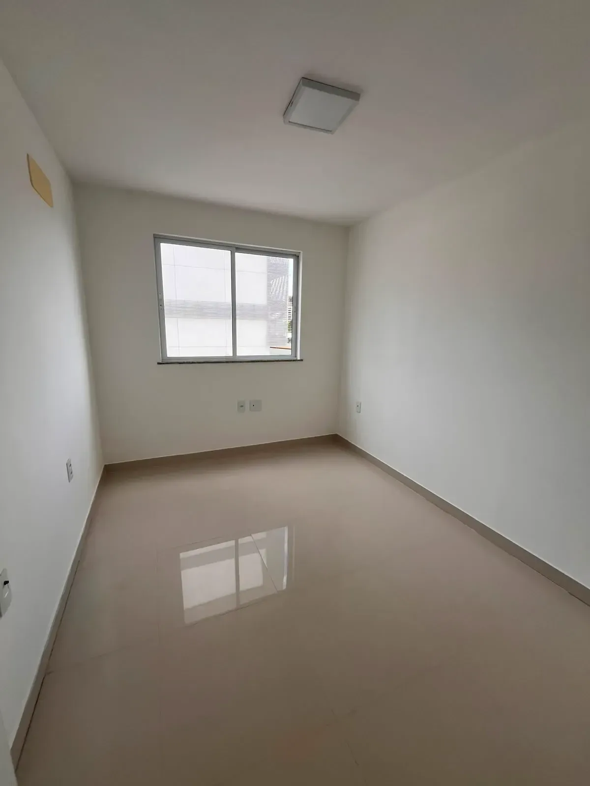 Imagem Apartamento com 2 Quartos para Alugar, 65 m² em Turu - São Luís