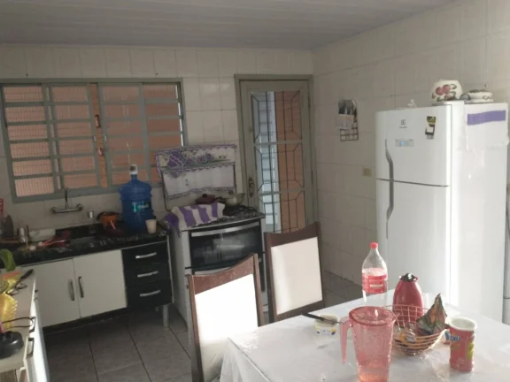 Imagem Sobrado Jardim Santa Edwiges - 140M², 5 Dorms, 1 Suíte, 4 Vagas, Varanda.