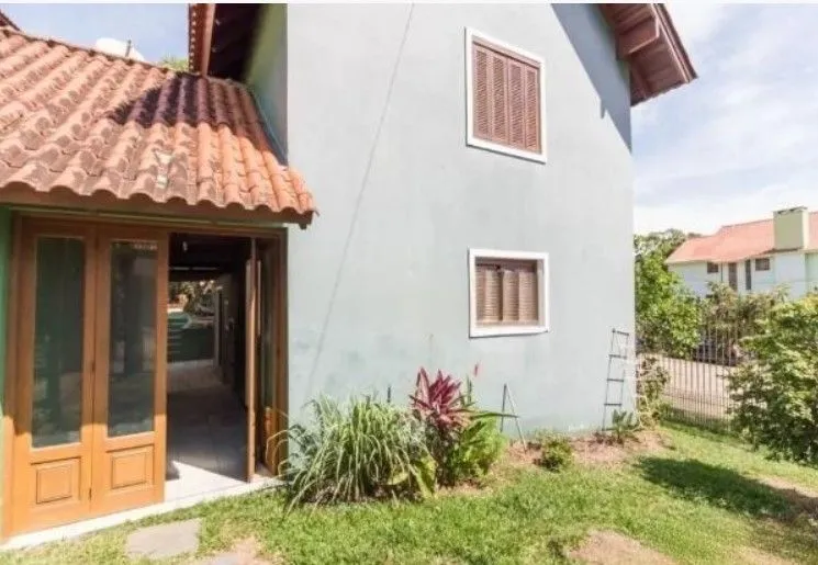 Imagem Casa/sobrado de 4 dormitórios I 1 suíte I 4 vagas I Altos Do Ipê