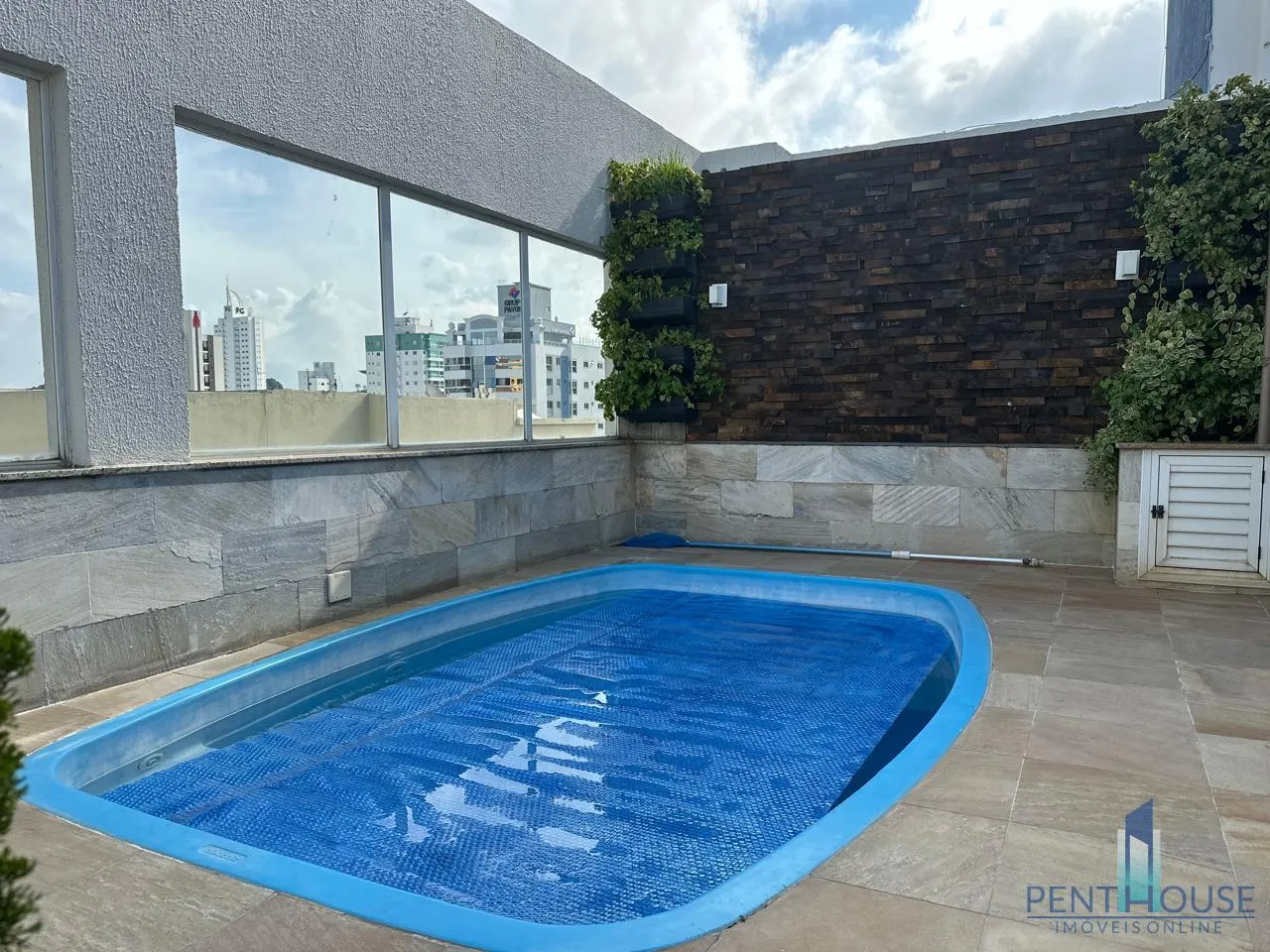 Imagem Apartamento Frente Mar para Venda em Balneário Camboriú, CENTRO, 4 dormitórios, 4 suítes, 5 banheiros, 3 vagas