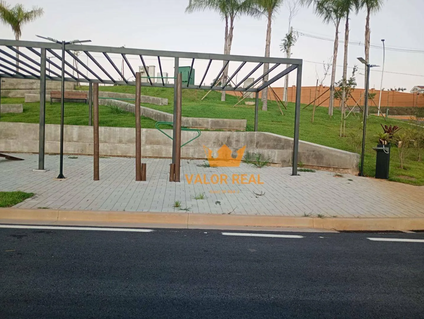 Imagem Terreno Exclusivo no Alphaville Dom Pedro Zero, 412 m2, R$ 990 mio
