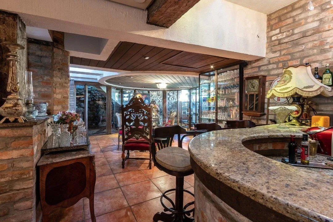 Imagem Casa para Venda - 418m², 4 dormitórios, sendo 1 suites, 2 vagas - Jardim Isabel