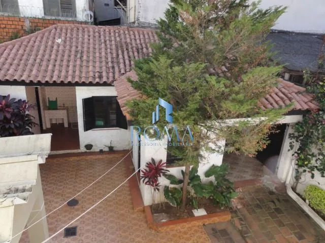 Imagem Casa em excelente localização para ponto comercial.