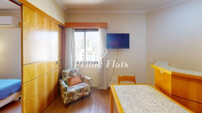Imagem Flat disponível para venda no Hotel Hampton Park, com 31m², 1 dormitório e 1 vaga