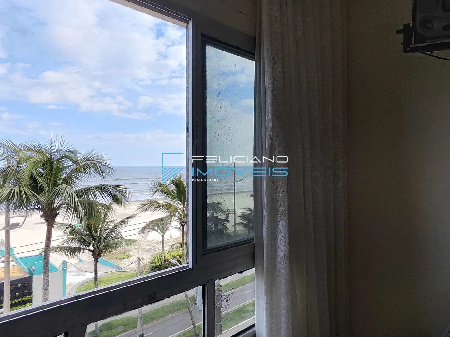 Imagem Apartamento com 1 quarto, Real, Praia Grande - R$ 214 mil, Cod: 2595