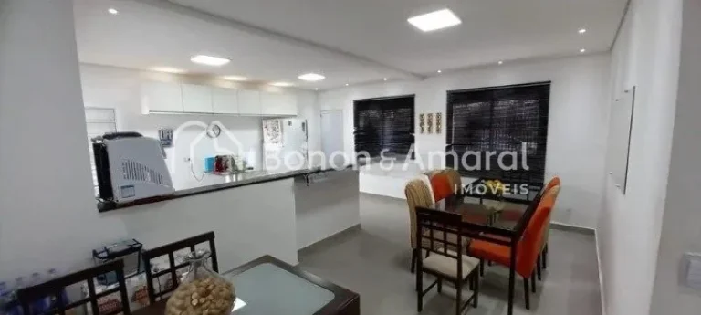 Imagem Linda casa térrea no Jardim Santa Genebra, com 3 suítes sendo 1 suíte com jardim de inverno e 2 s...
