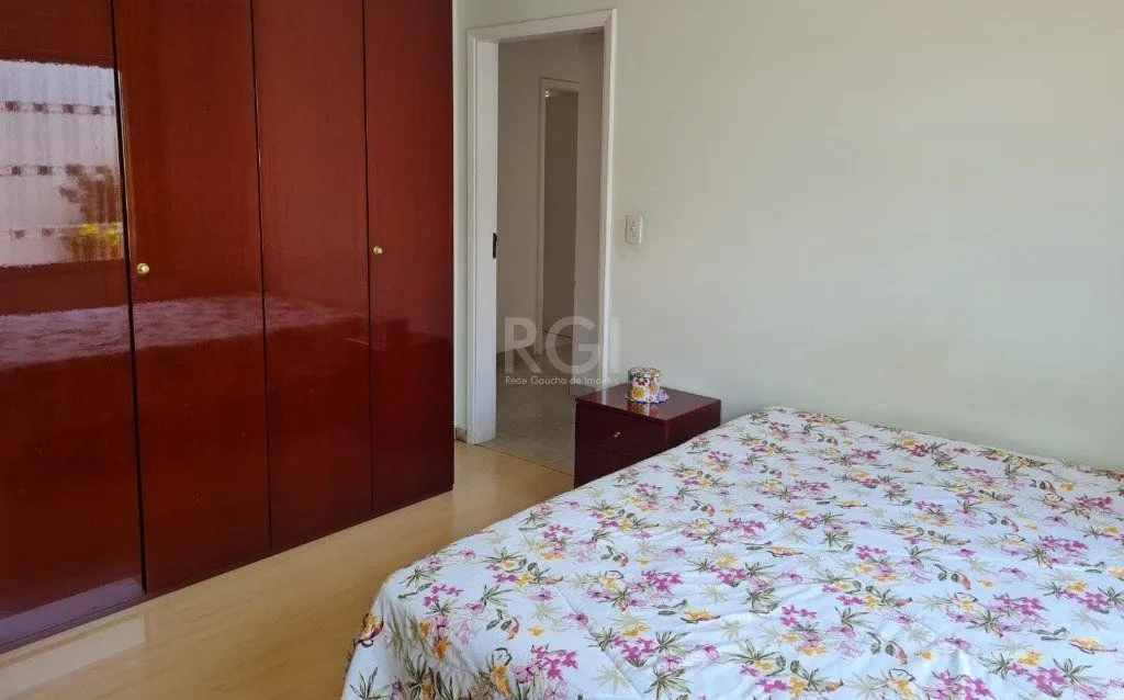 Imagem Casa para Venda - 188m², 3 dormitórios, sendo 1 suites, 3 vagas - Jardim Itu