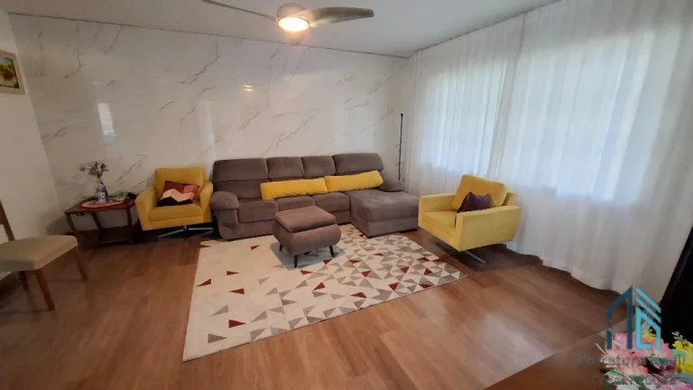 Imagem Casa térrea com EDÍCULA, 04 quartos sendo 02 suítes, em São José dos Pinhais PR