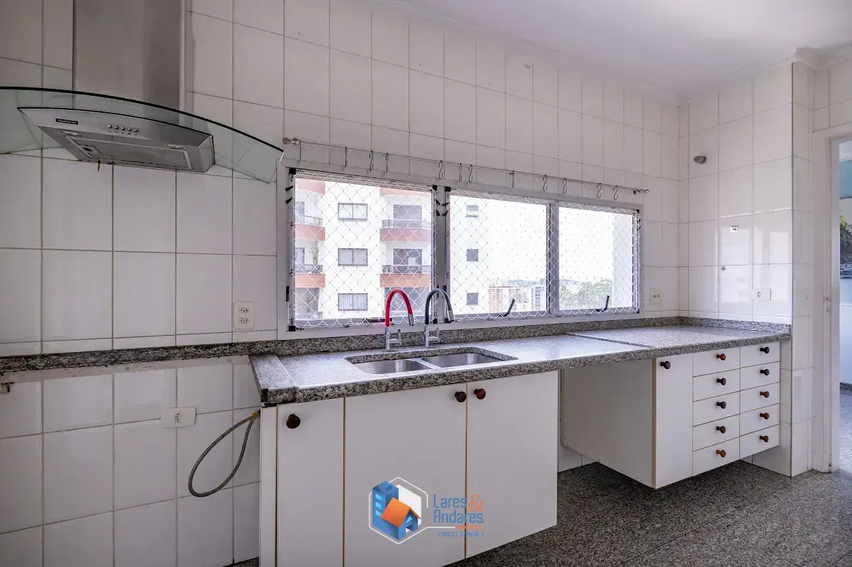 Imagem Apartamento para venda em Vila Suzana com 4 quartos, sendo 3 suítes, 199m²