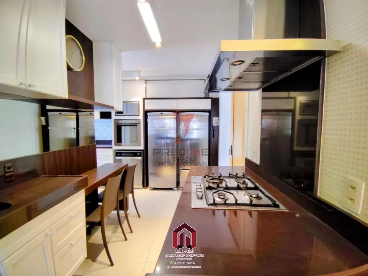 Imagem Apto e Florianópolis tipo para venda em Agronômica com 3 quartos, sendo 1 suíte, 115m²
