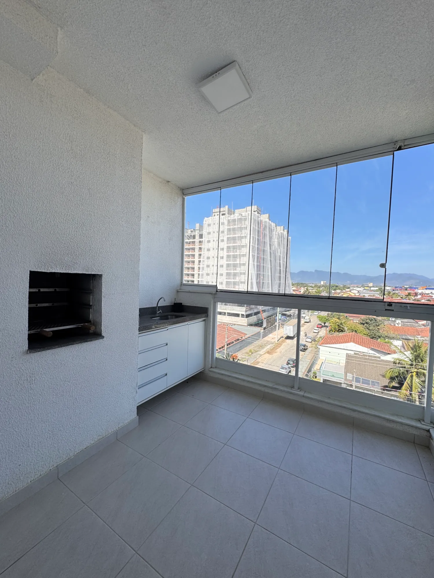 Foto do imóvel Apartamento com 2 Quartos à Venda, 67 m² em Indaiá - Caraguatatuba