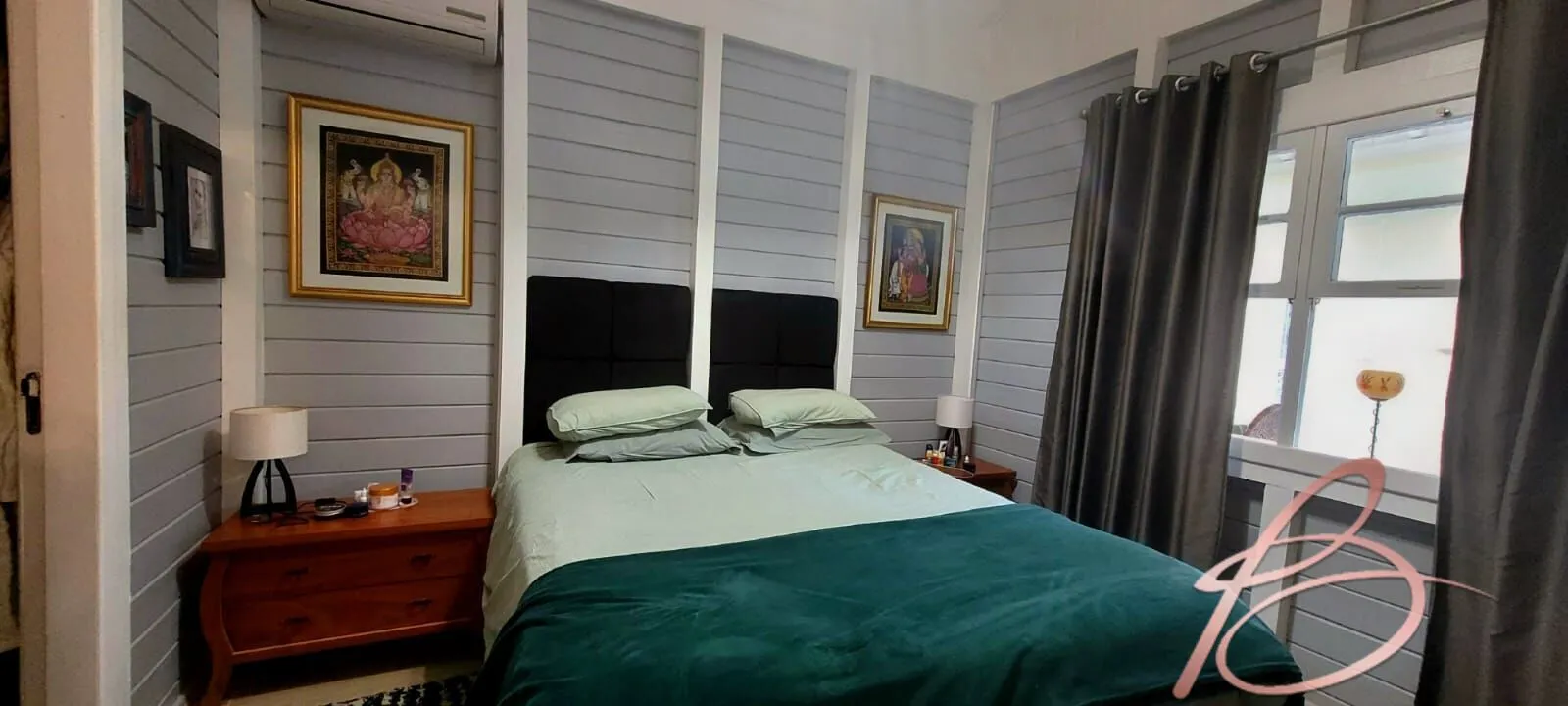 Imagem Chácara com 20.000M² com 2 casas, pomar e açude