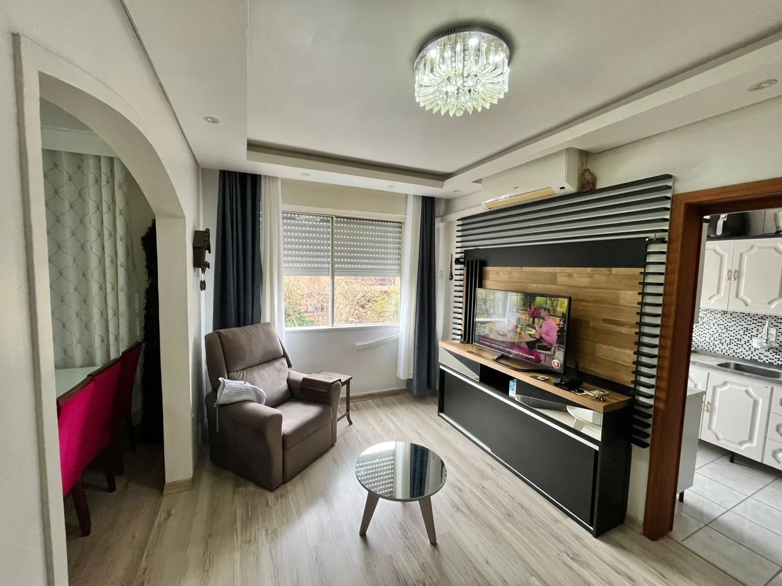 Imagem Apto de 02 dorm, mobiliado, transformado em 01 dorm, com vaga no Passo da Areia